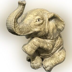 Lefton 1993 Elephant Figurine Detailed